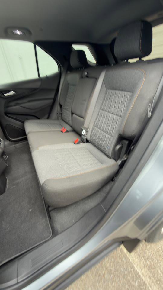 Used 2023 Chevrolet Equinox LT w/ Driver Convenience Package image 37