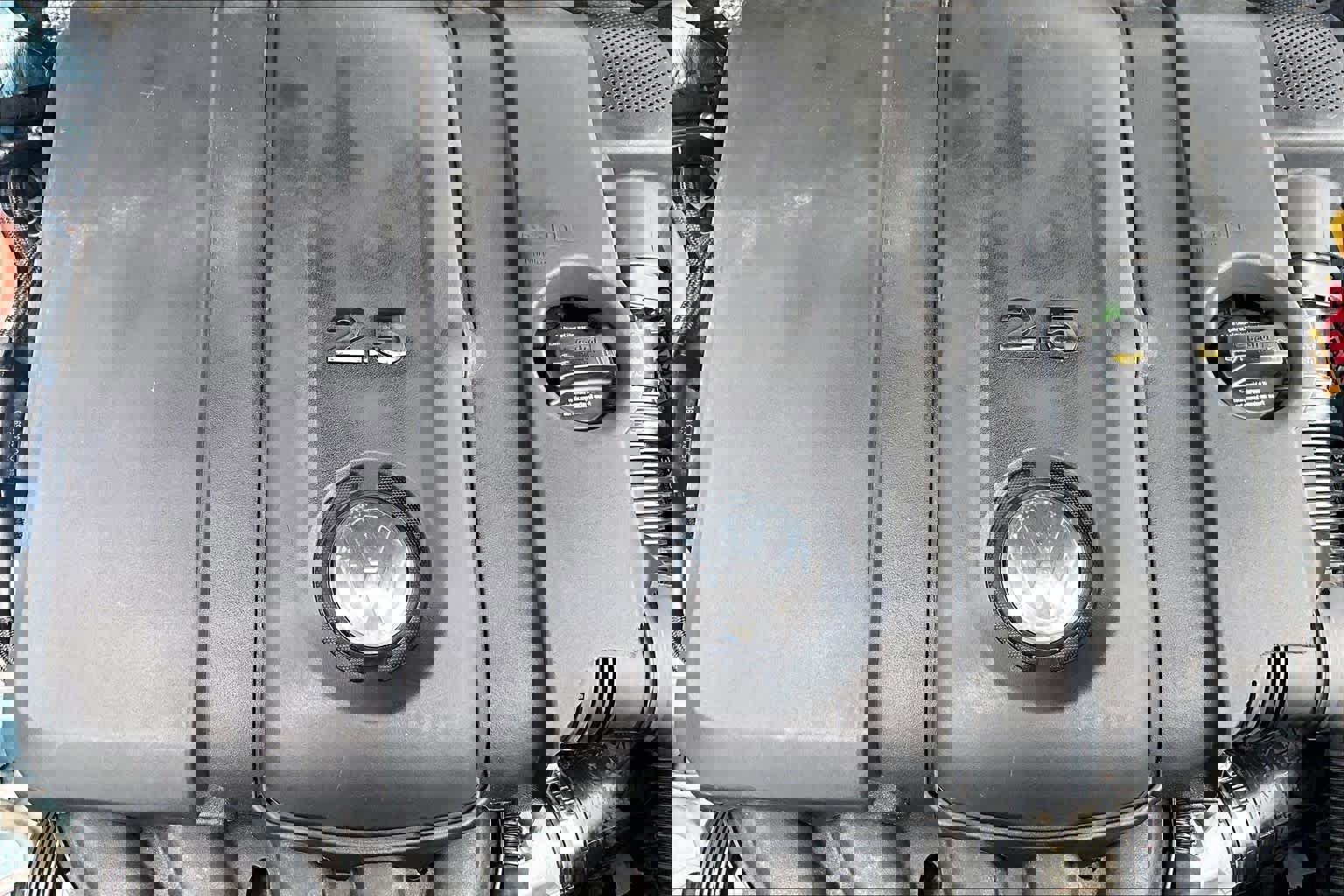 Used 2012 Volkswagen Passat 2.5 SE image 30