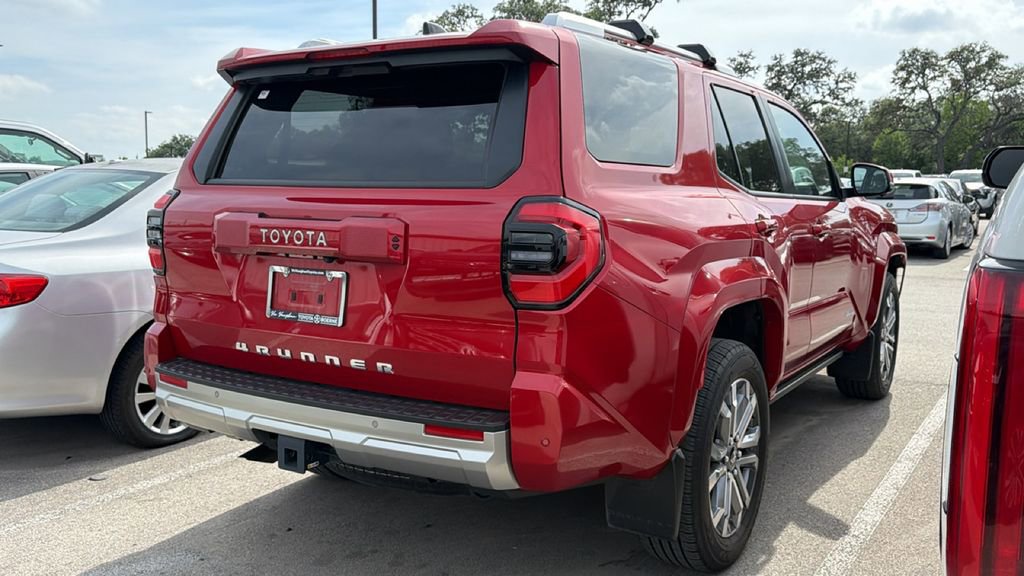 Certified 2025 Toyota 4Runner Limited AWD/4WD image 4