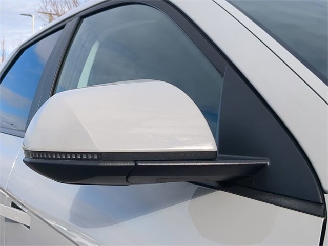 Used 2023 Hyundai Ioniq 5 SE image 11