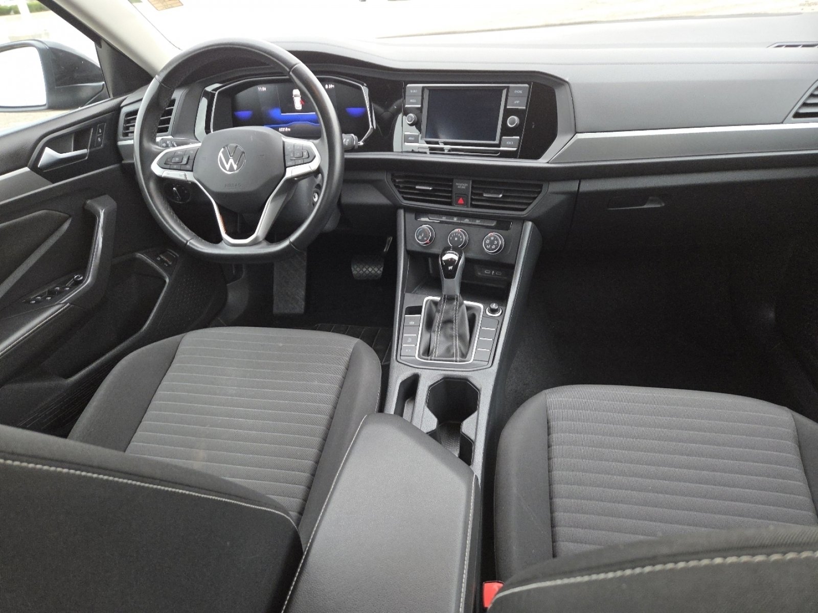 Used 2024 Volkswagen Jetta S image 22