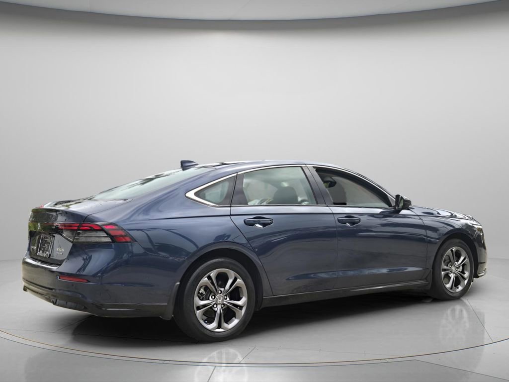 Used 2024 Honda Accord EX-L image 7