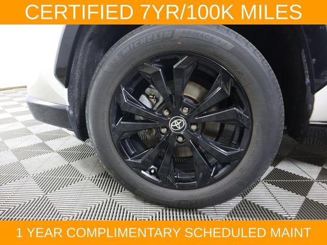 Used 2022 Toyota RAV4 XSE AWD/4WD image 32