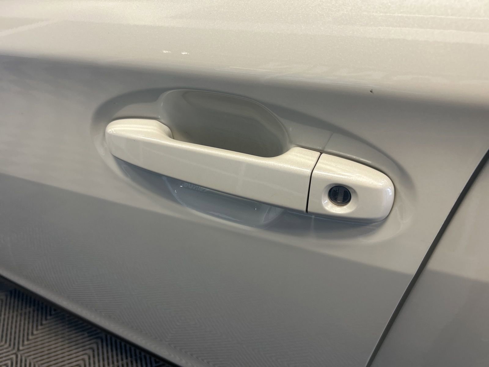 Used 2023 Subaru Crosstrek 2.0i image 10