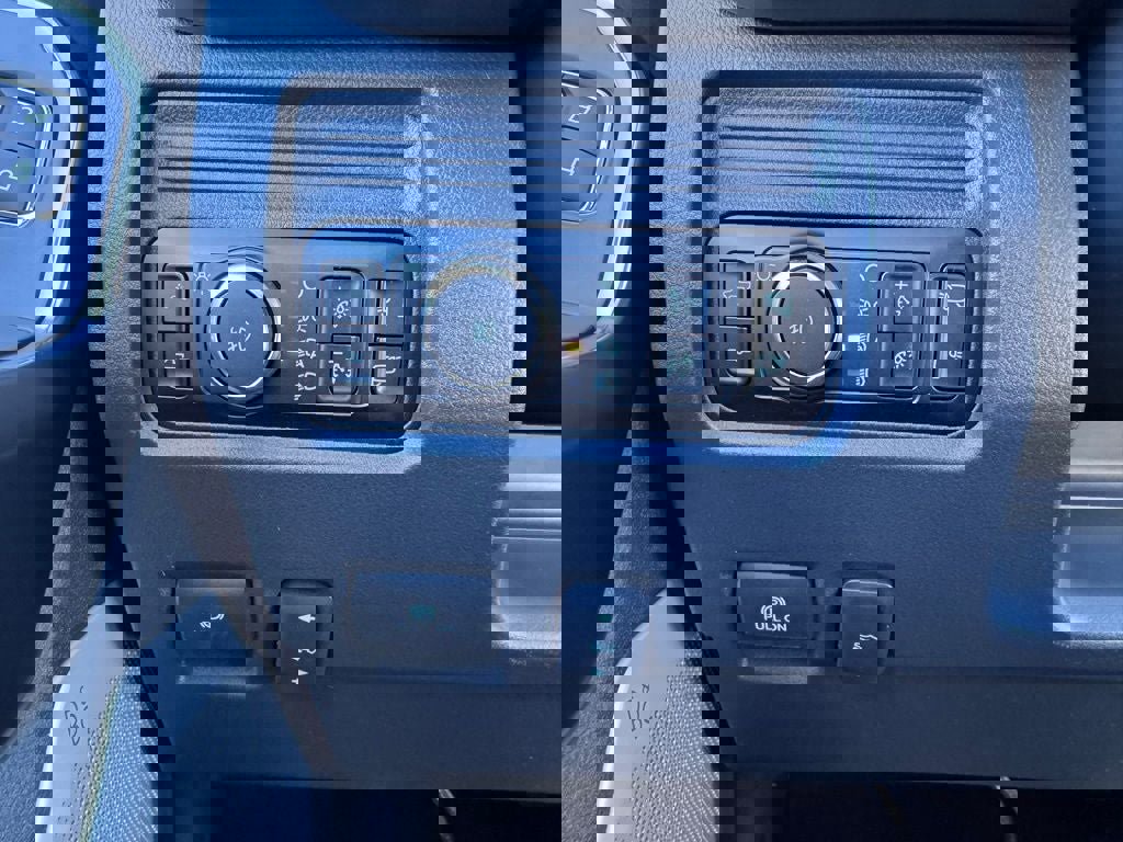 New 2026 Ford F350 Platinum AWD/4WD image 37