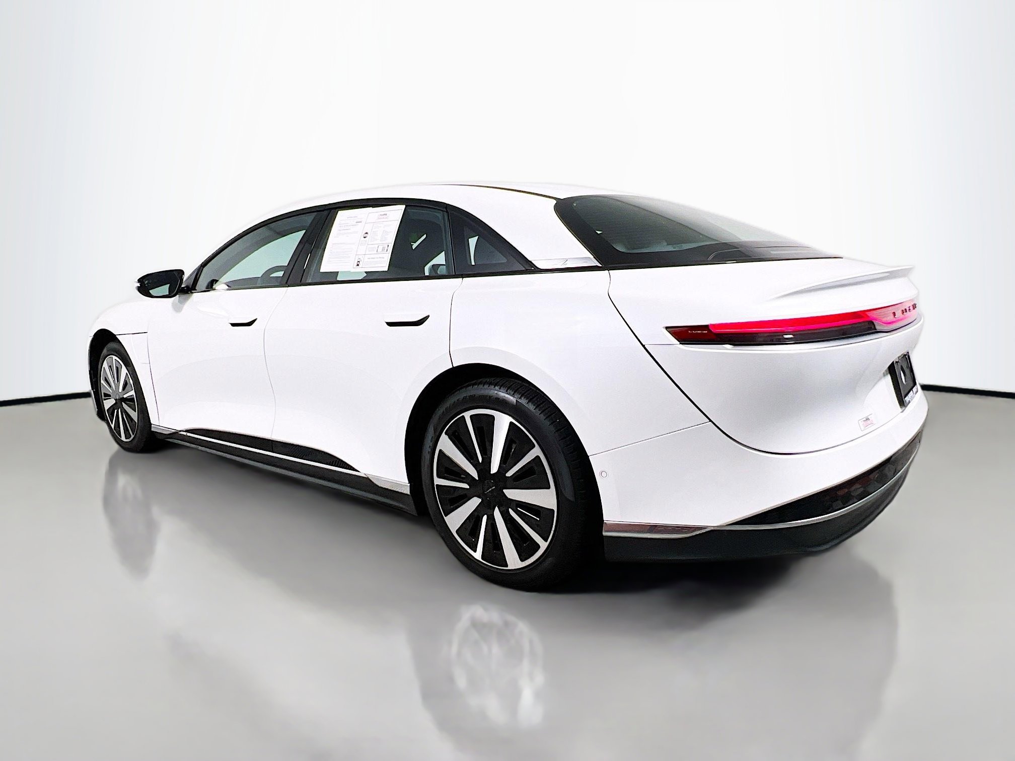 Used 2023 Lucid Air Pure image 8
