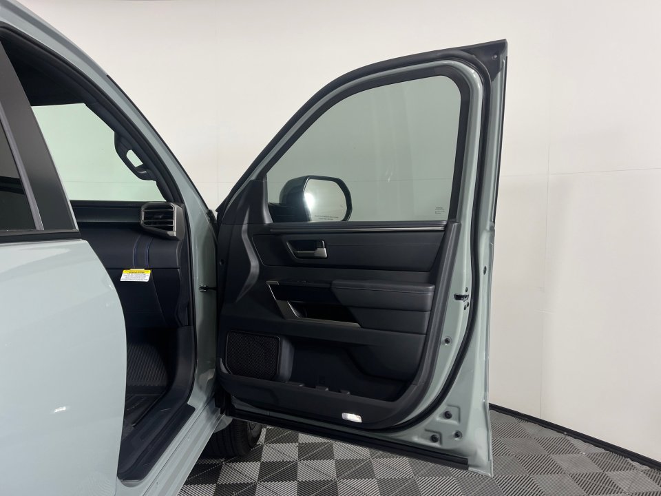 New 2026 Toyota Tundra Platinum image 27