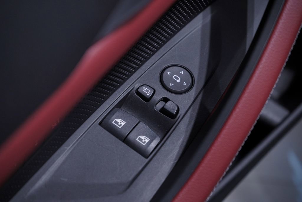 Used 2026 BMW 430i Coupe w/ M Sport Package image 16