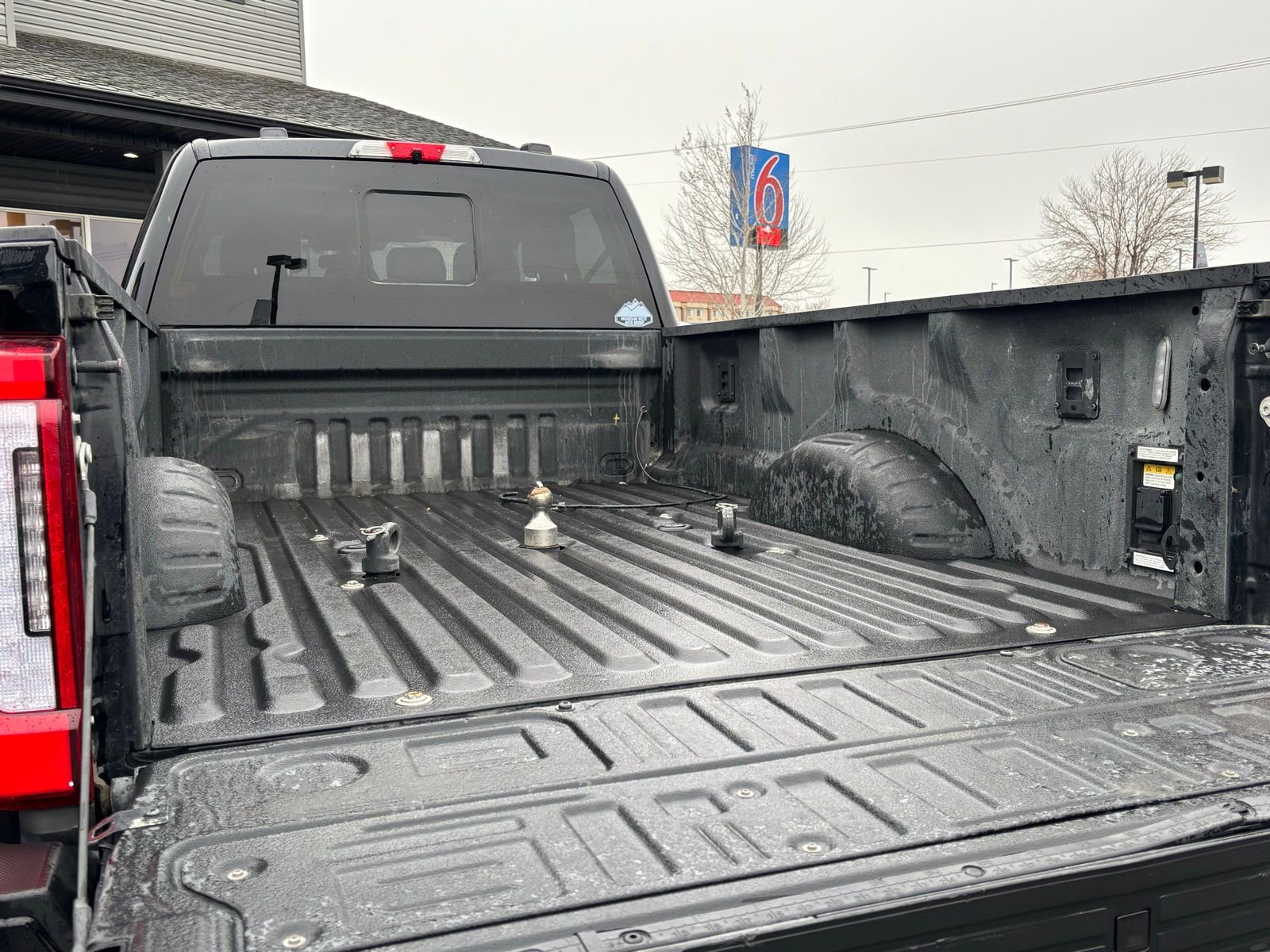 Used 2024 Ford F450 Platinum w/ FX4 Off-Road Package AWD/4WD image 11