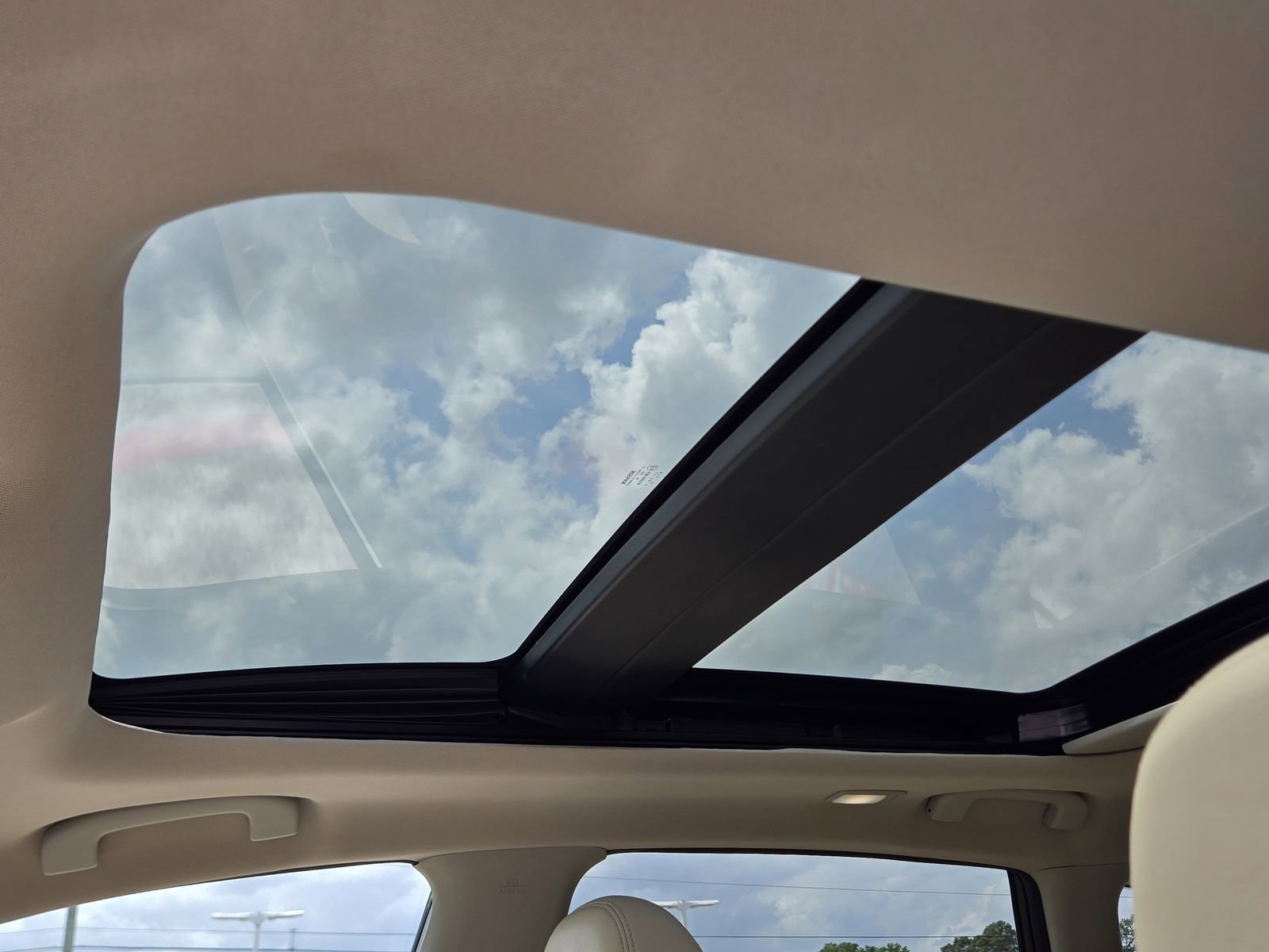 Used 2018 Nissan Murano Platinum w/ Cargo Package FWD image 22