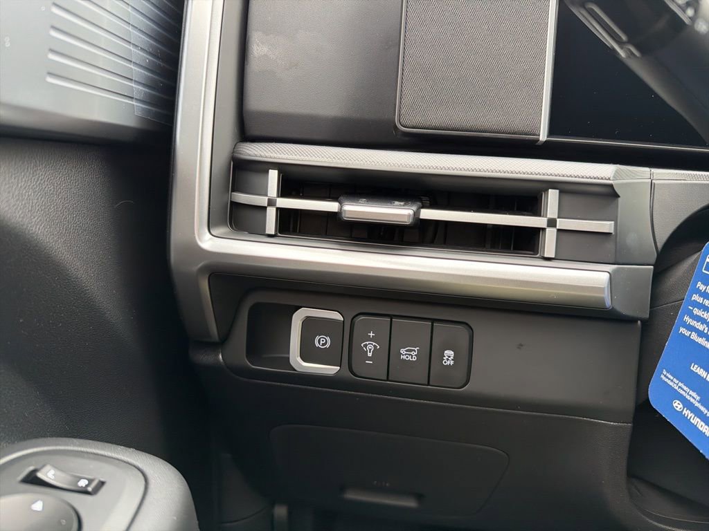 New 2026 Hyundai Santa Fe SE AWD/4WD image 32