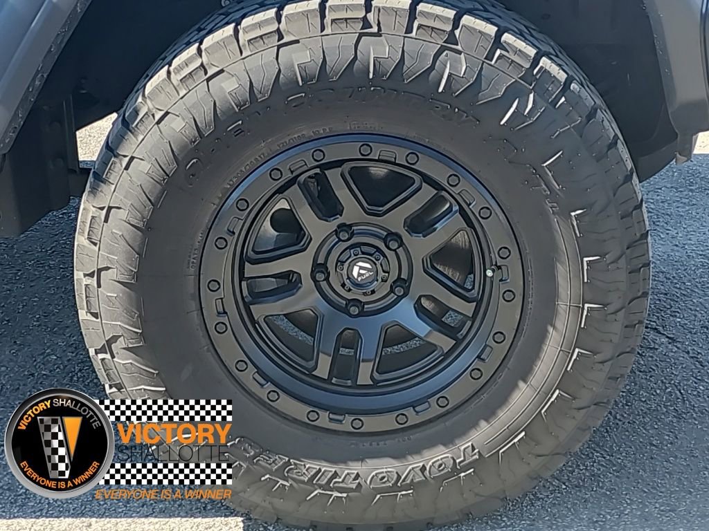 Used 2023 Jeep Wrangler Sport image 23