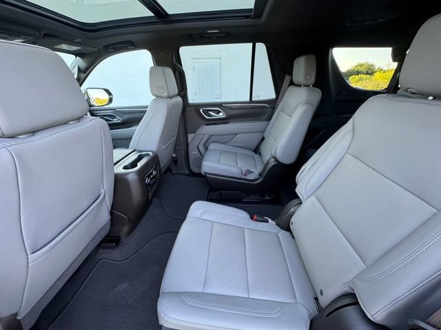 Used 2023 Chevrolet Tahoe Z71 w/ Luxury Package AWD/4WD image 28