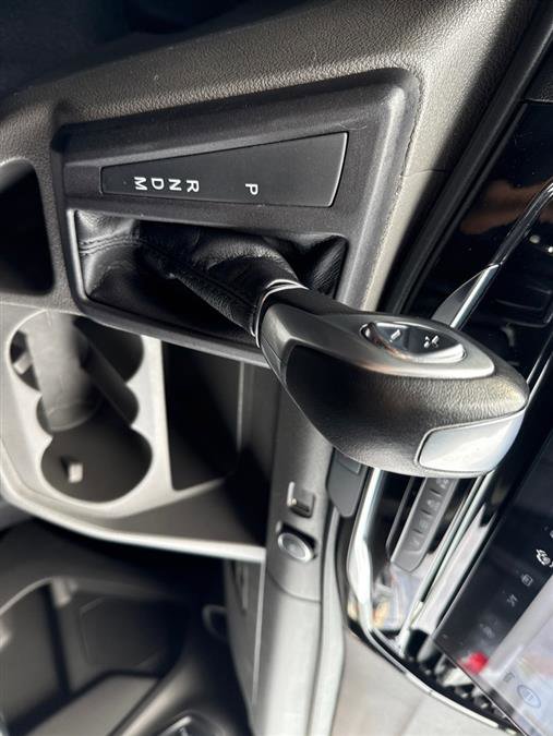 Used 2023 Ford Transit 350 XLT image 46