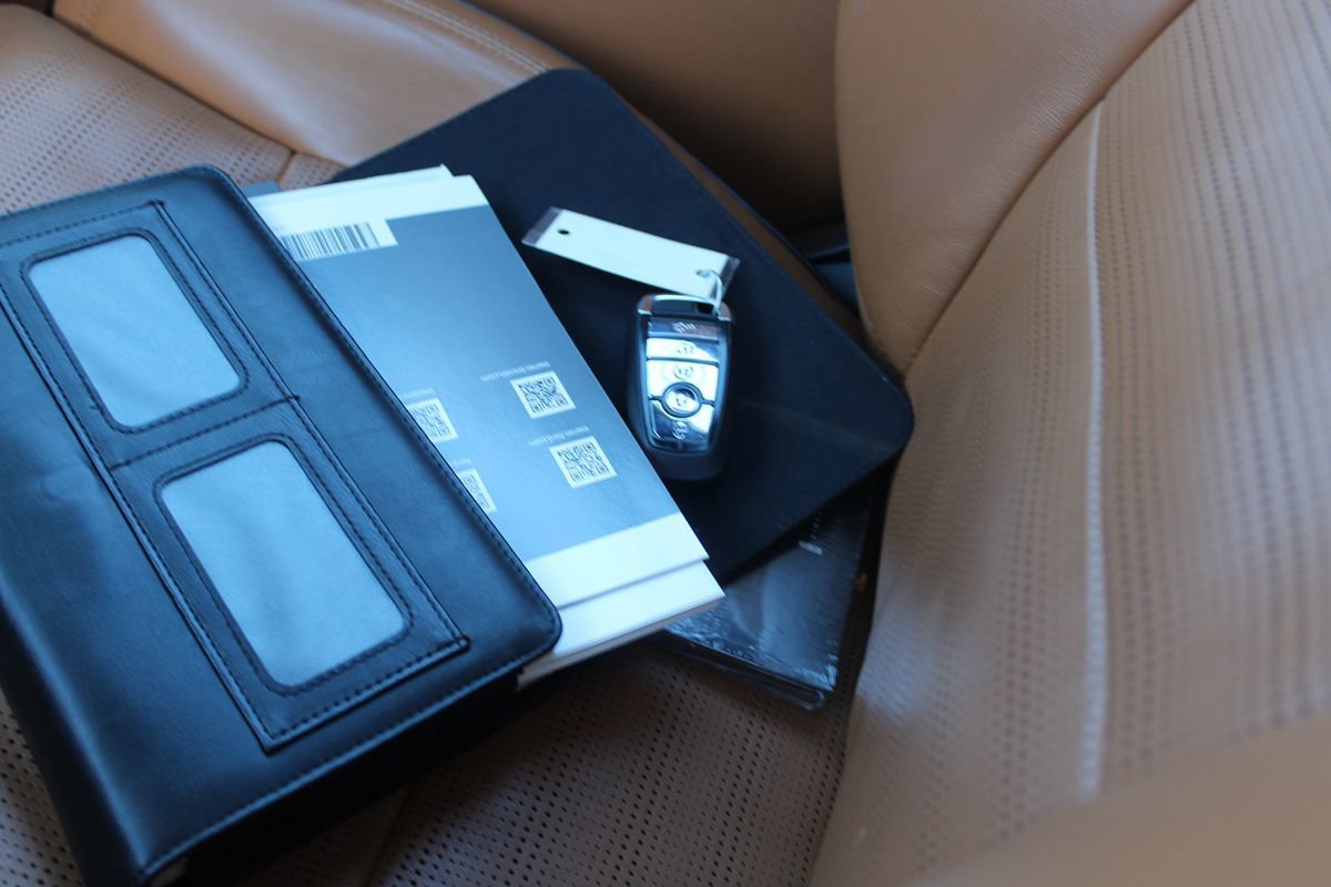 Used 2021 Lincoln Aviator Black Label AWD/4WD image 33