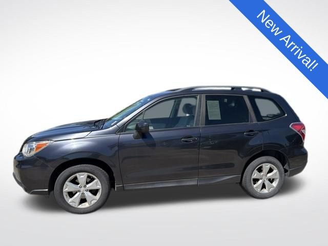Used 2016 Subaru Forester 2.5i Premium w/ All-Weather Package AWD/4WD image 4