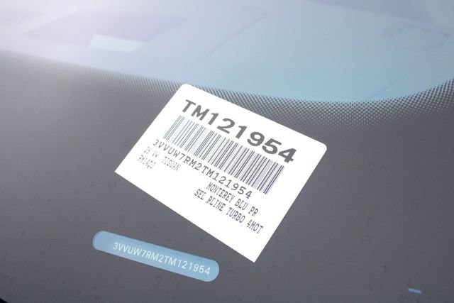 New 2026 Volkswagen Tiguan SEL R-Line AWD/4WD image 40