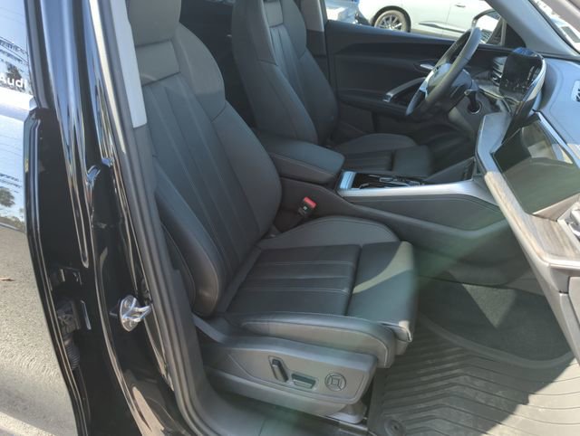 Used 2025 Audi Q5 Premium Plus w/ Premium Plus image 36