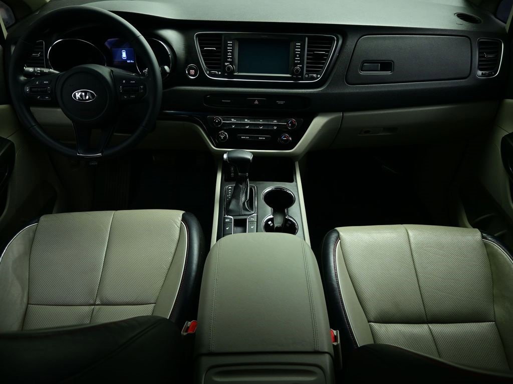 Certified 2020 Kia Sedona EX image 4
