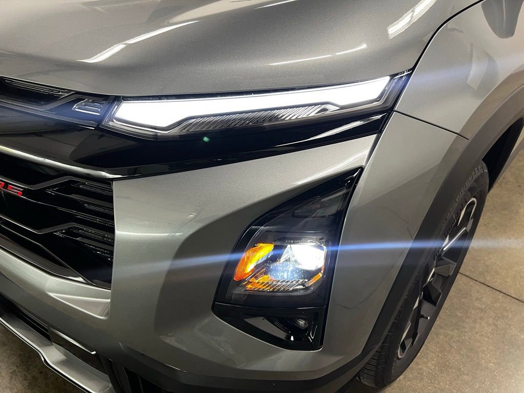 New 2026 Chevrolet Equinox RS image 11