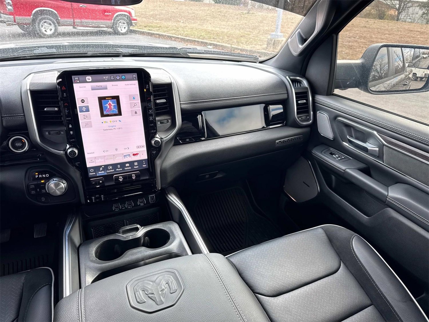 Used 2025 RAM 1500 Laramie w/ Night Edition image 18