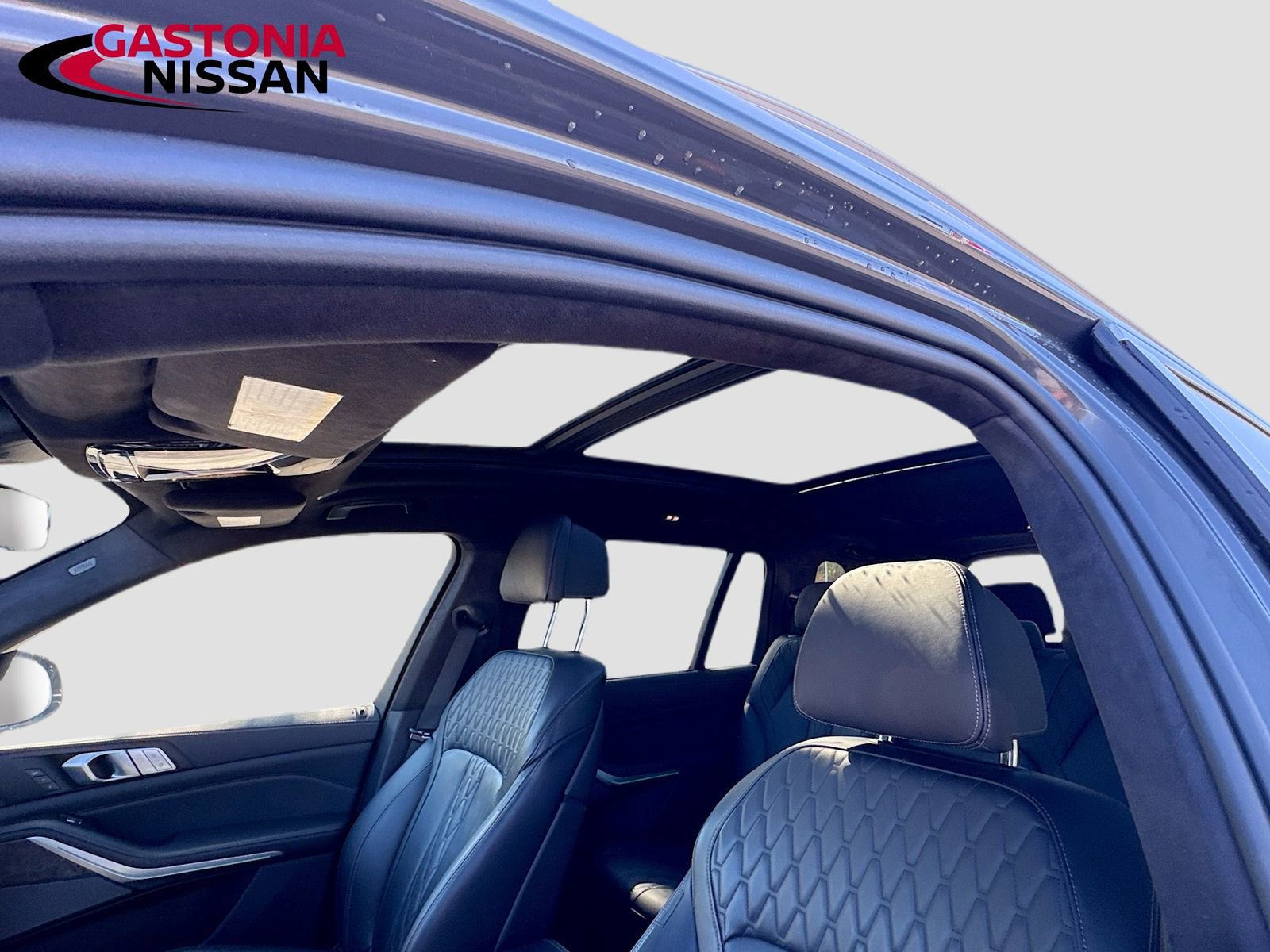 Used 2021 BMW X7 xDrive40i w/ Executive Package image 30