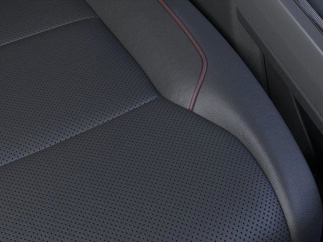 New 2026 Ford F250 Lariat w/ Black Appearance Package image 16