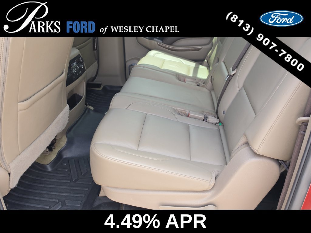 Used 2017 Chevrolet Suburban LT w/ Luxury Package RWD image 17
