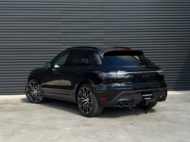 Certified 2026 Porsche Macan Turbo AWD/4WD image 3