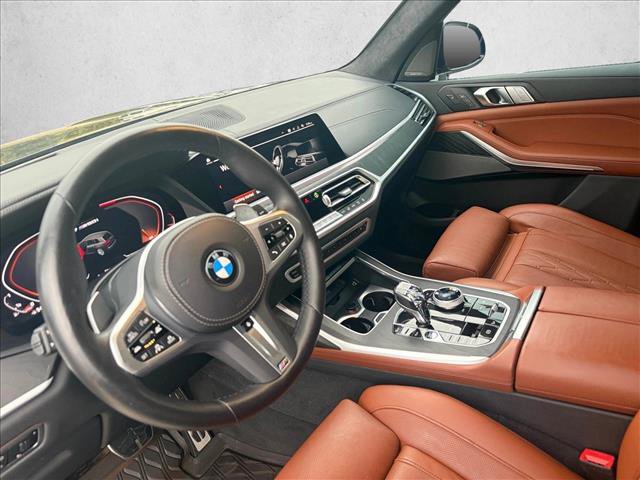 Used 2022 BMW X7 M50i w/ Dynamic Handling Package AWD/4WD image 10