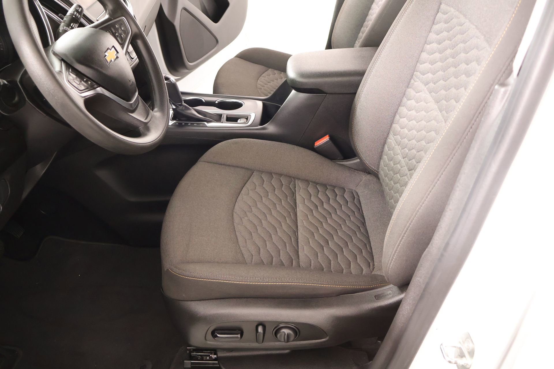 Used 2021 Chevrolet Equinox LT FWD image 10