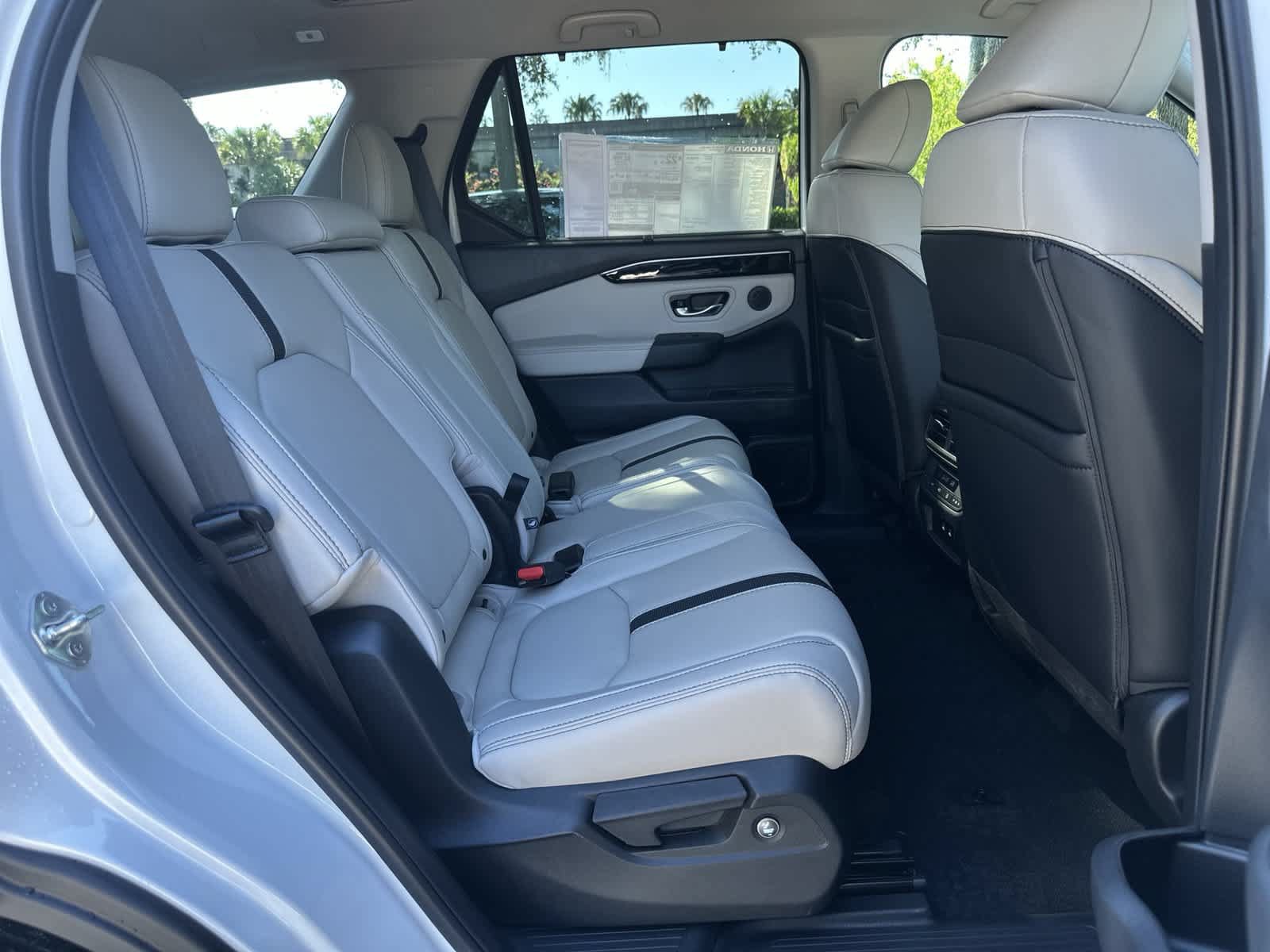 New 2026 Honda Pilot EX-L image 16
