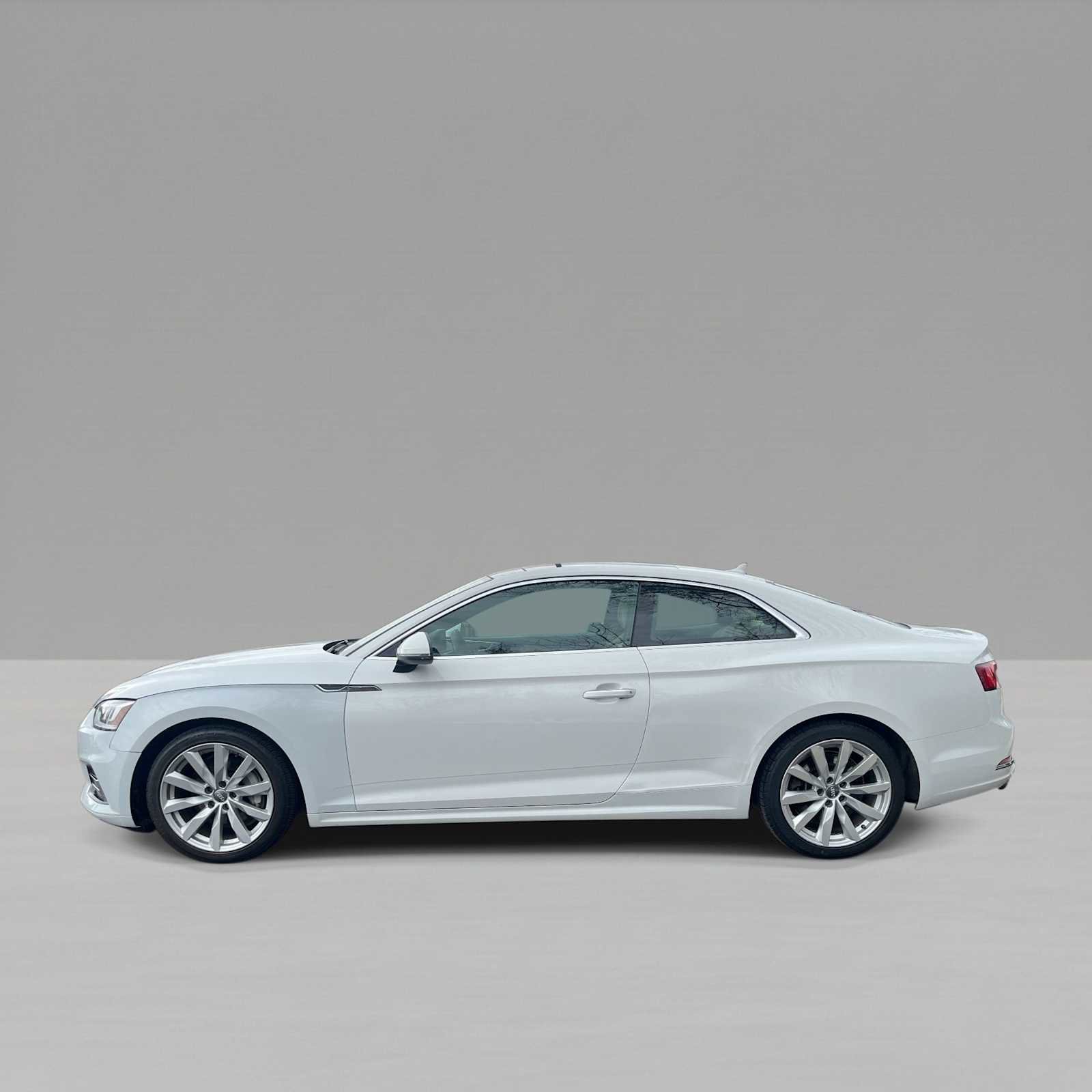 Used 2018 Audi A5 2.0T Premium Plus w/ Premium Plus image 2