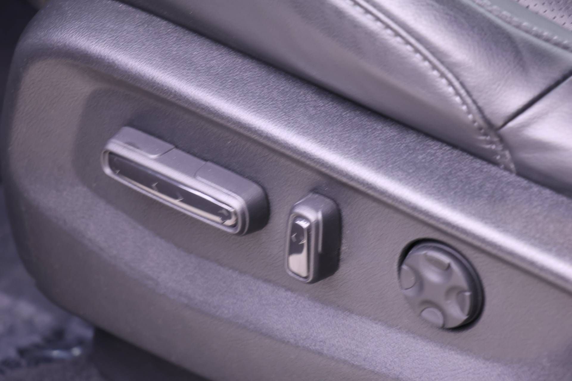 Used 2022 Honda CR-V Touring image 15