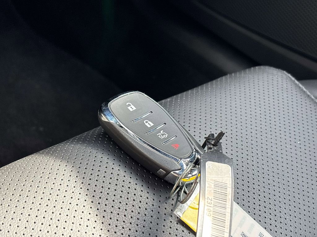 Used 2016 Chevrolet Camaro SS image 27