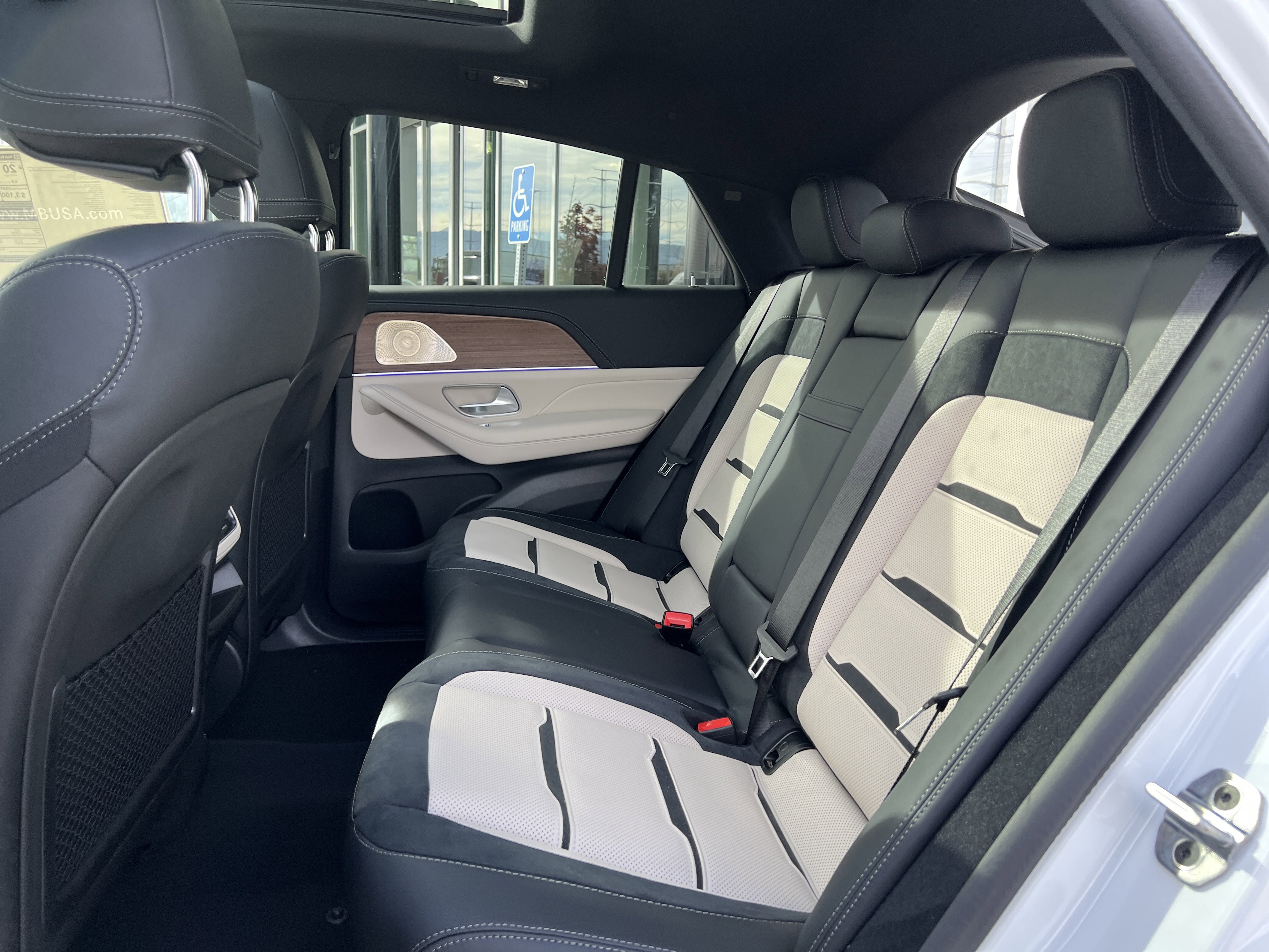 New 2026 Mercedes-Benz GLE 53 AMG 4MATIC Coupe image 24