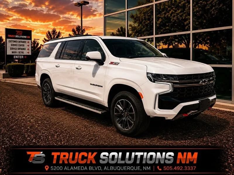 Used 2022 Chevrolet Suburban Z71 w/ Luxury Package AWD/4WD image 1