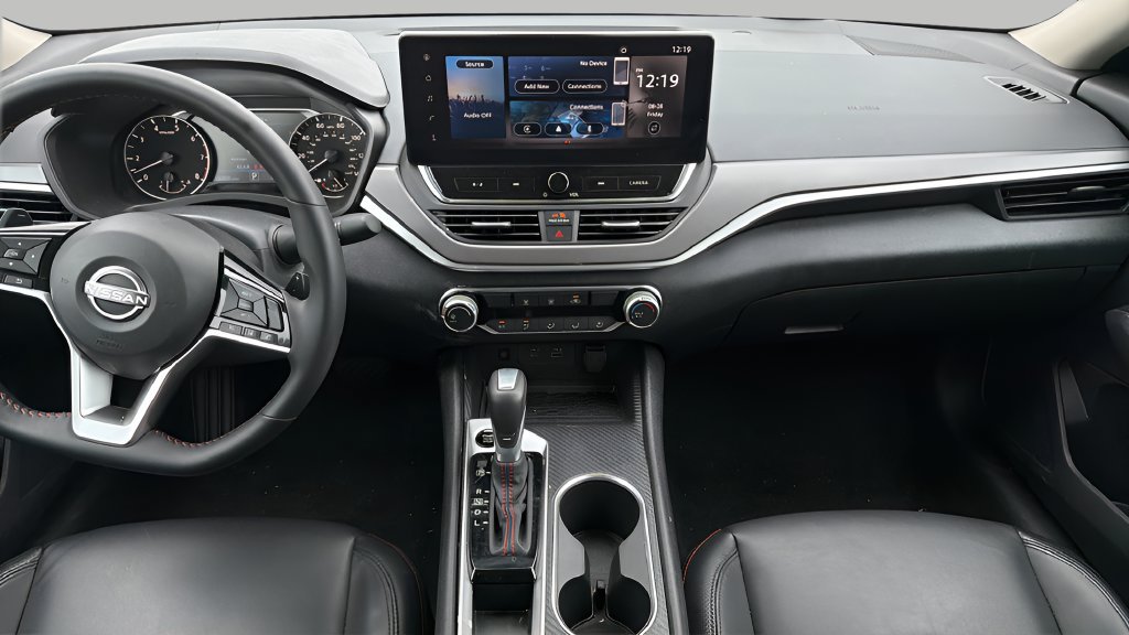 Used 2026 Nissan Altima 2.5 SR FWD image 8