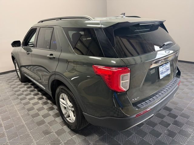 Used 2022 Ford Explorer XLT w/ Equipment Group 202A AWD/4WD image 12