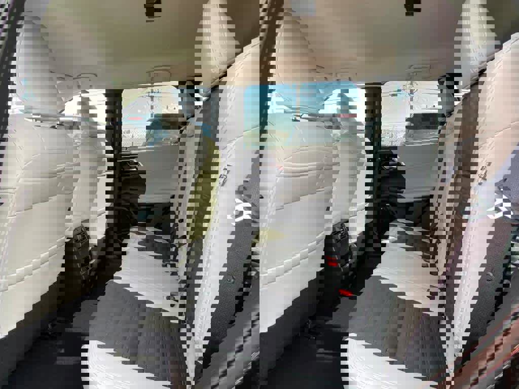 New 2025 Mitsubishi Outlander SE image 12