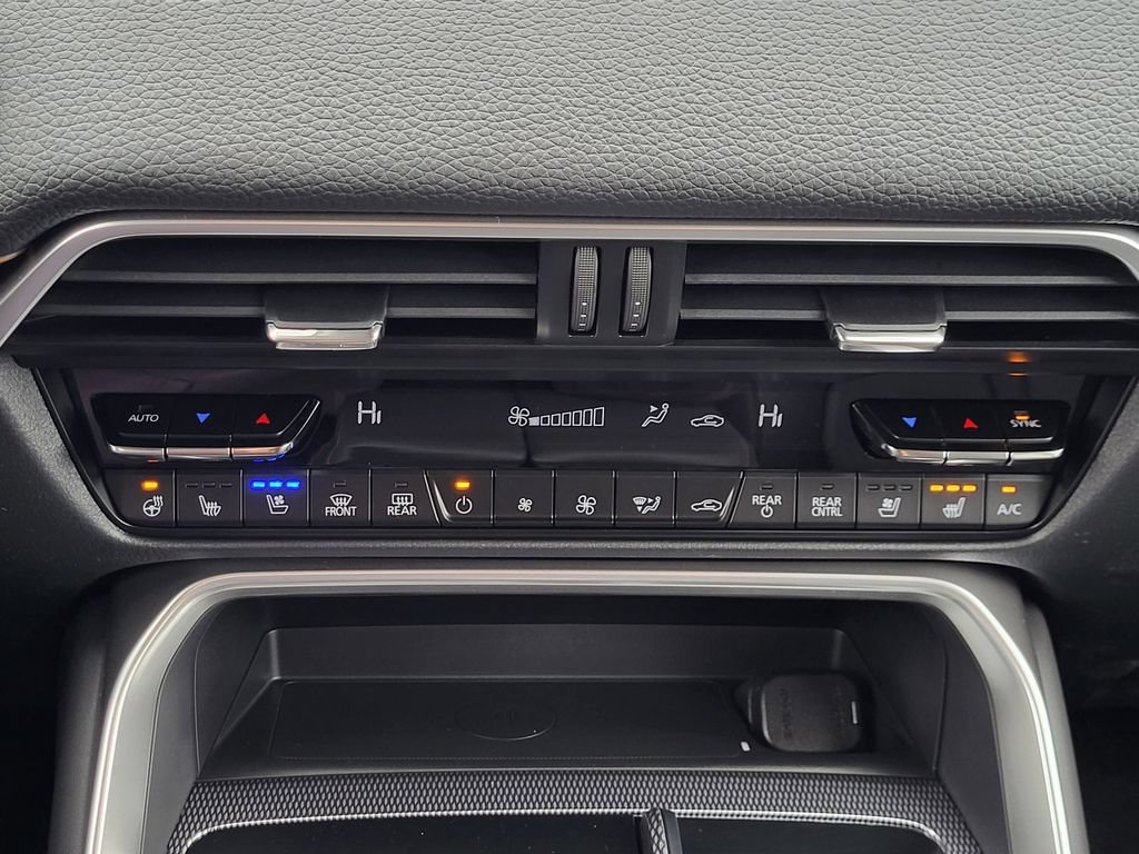 New 2026 MAZDA CX-90 Plug-In Hybrid w/ Preferred AWD/4WD image 10