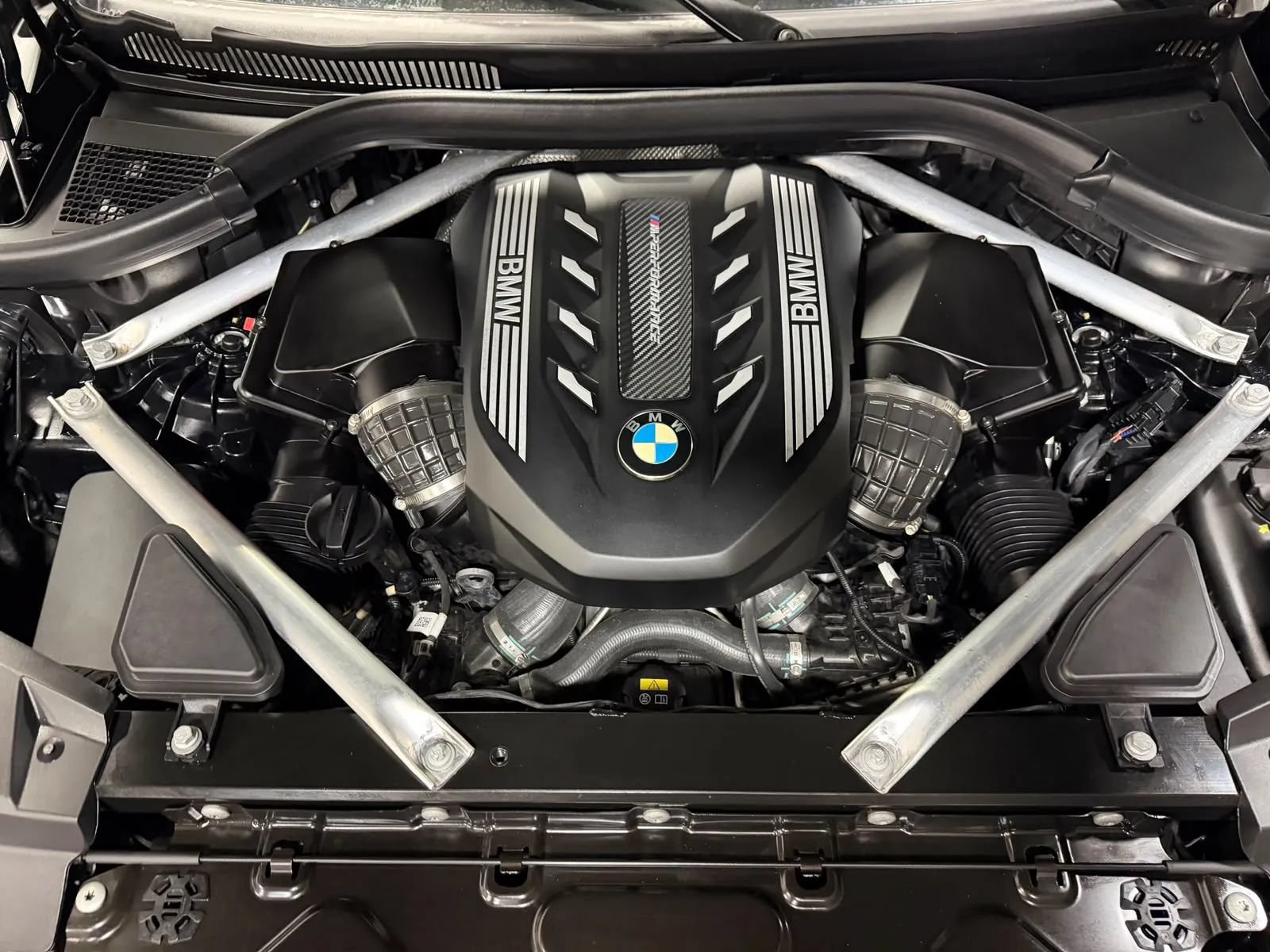 Used 2021 BMW X5 M50i AWD/4WD image 30