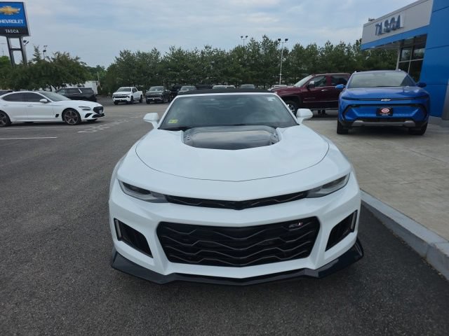Used 2023 Chevrolet Camaro ZL1 RWD image 10