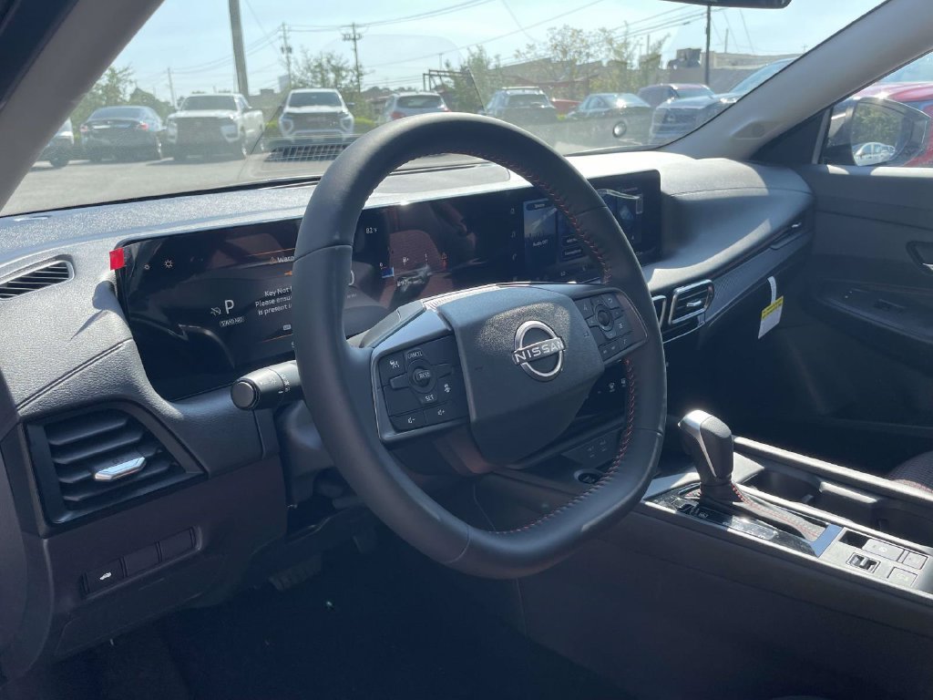 New 2027 Nissan Sentra SR w/ Floor Mat Package FWD image 13