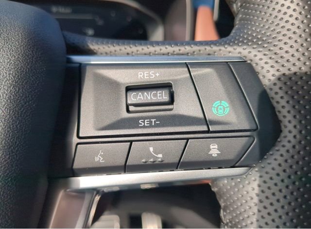 New 2026 Mitsubishi Outlander SEL FWD image 34