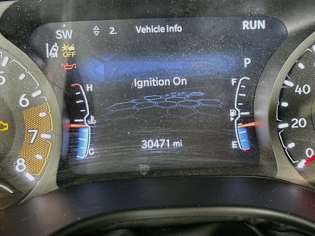 Used 2023 Jeep Compass Latitude AWD/4WD image 16