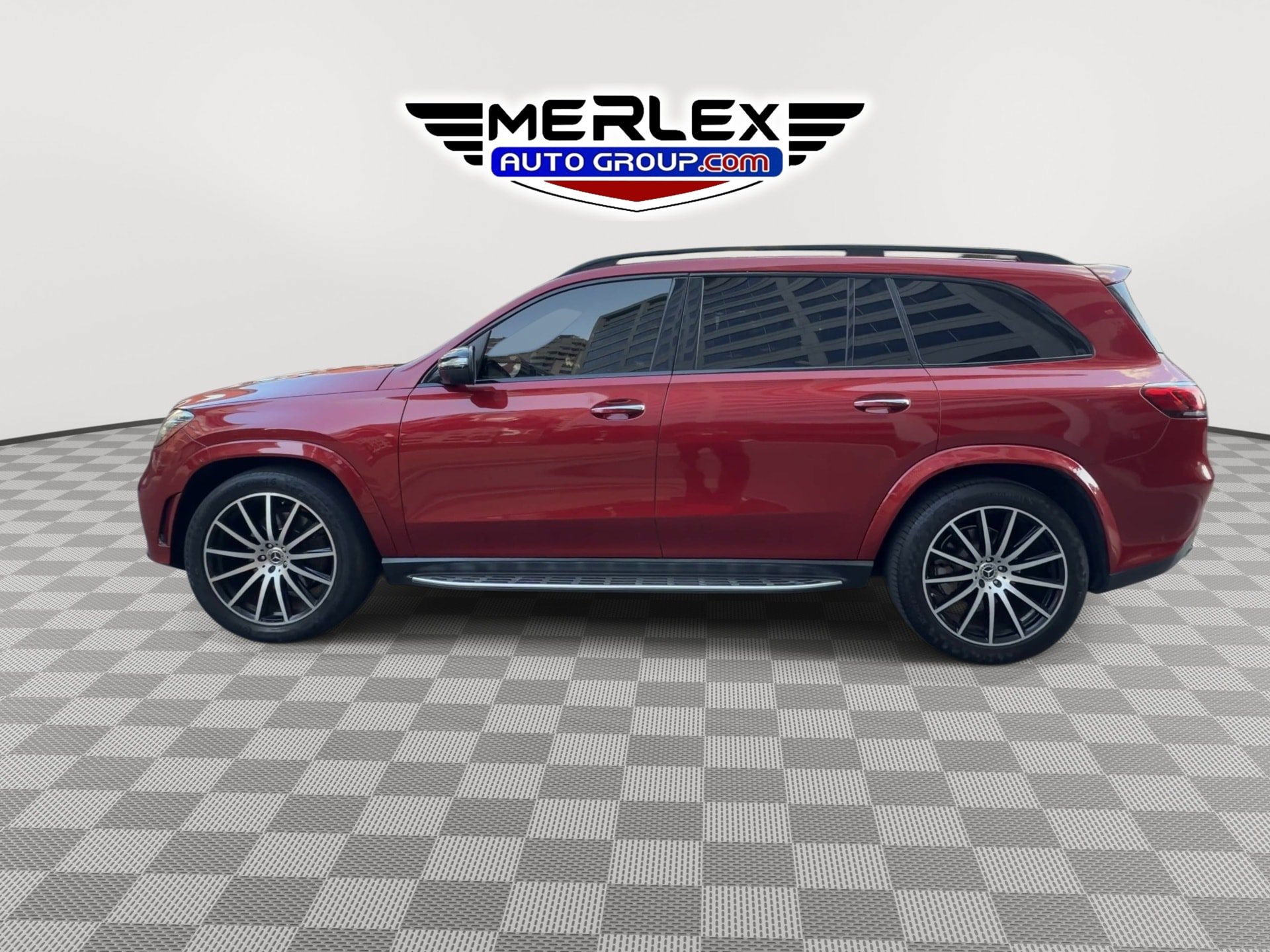 Used 2022 Mercedes-Benz GLS 450 4MATIC w/ AMG Line Exterior image 5