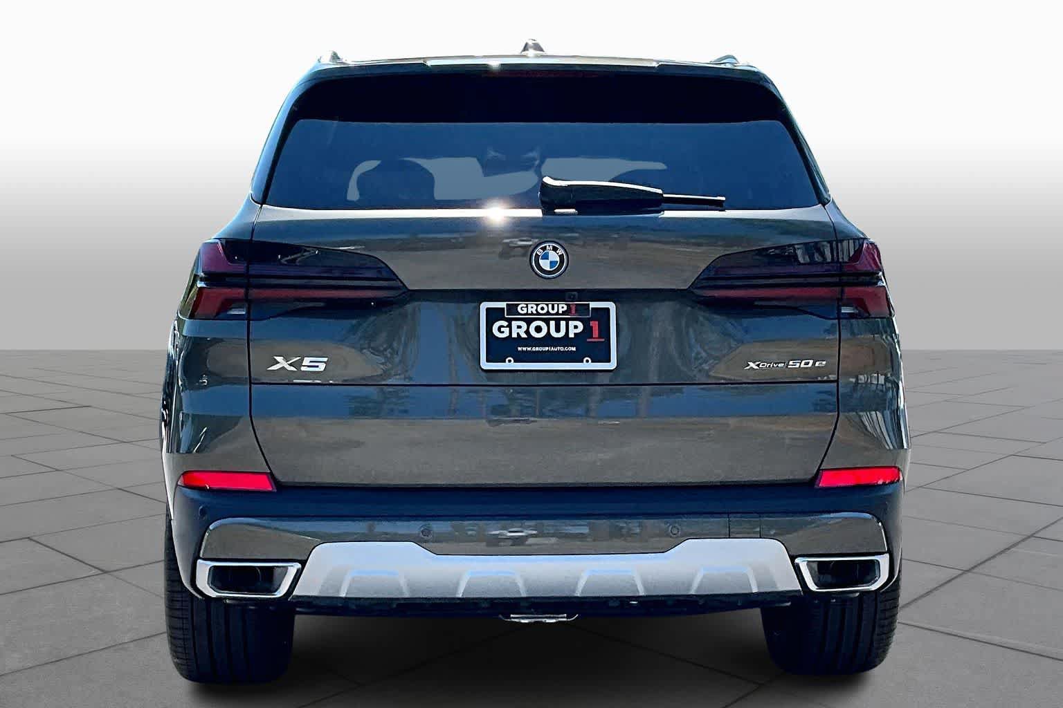 New 2026 BMW X5 xDrive50e AWD/4WD image 4