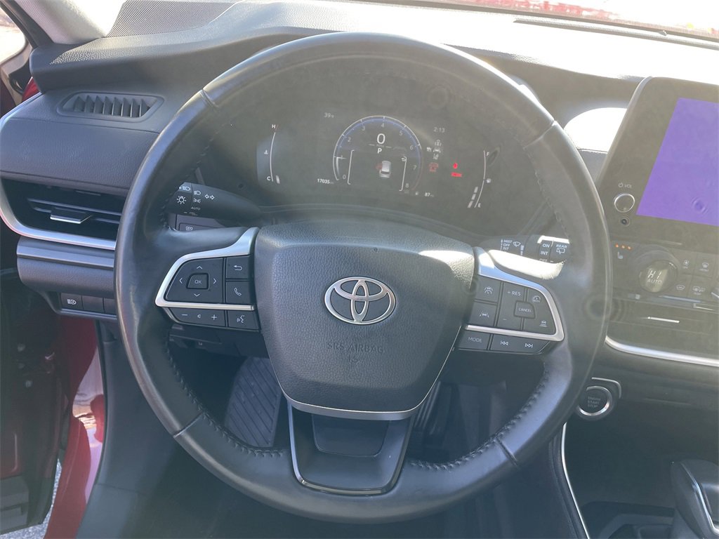 Used 2024 Toyota Grand Highlander XLE image 16