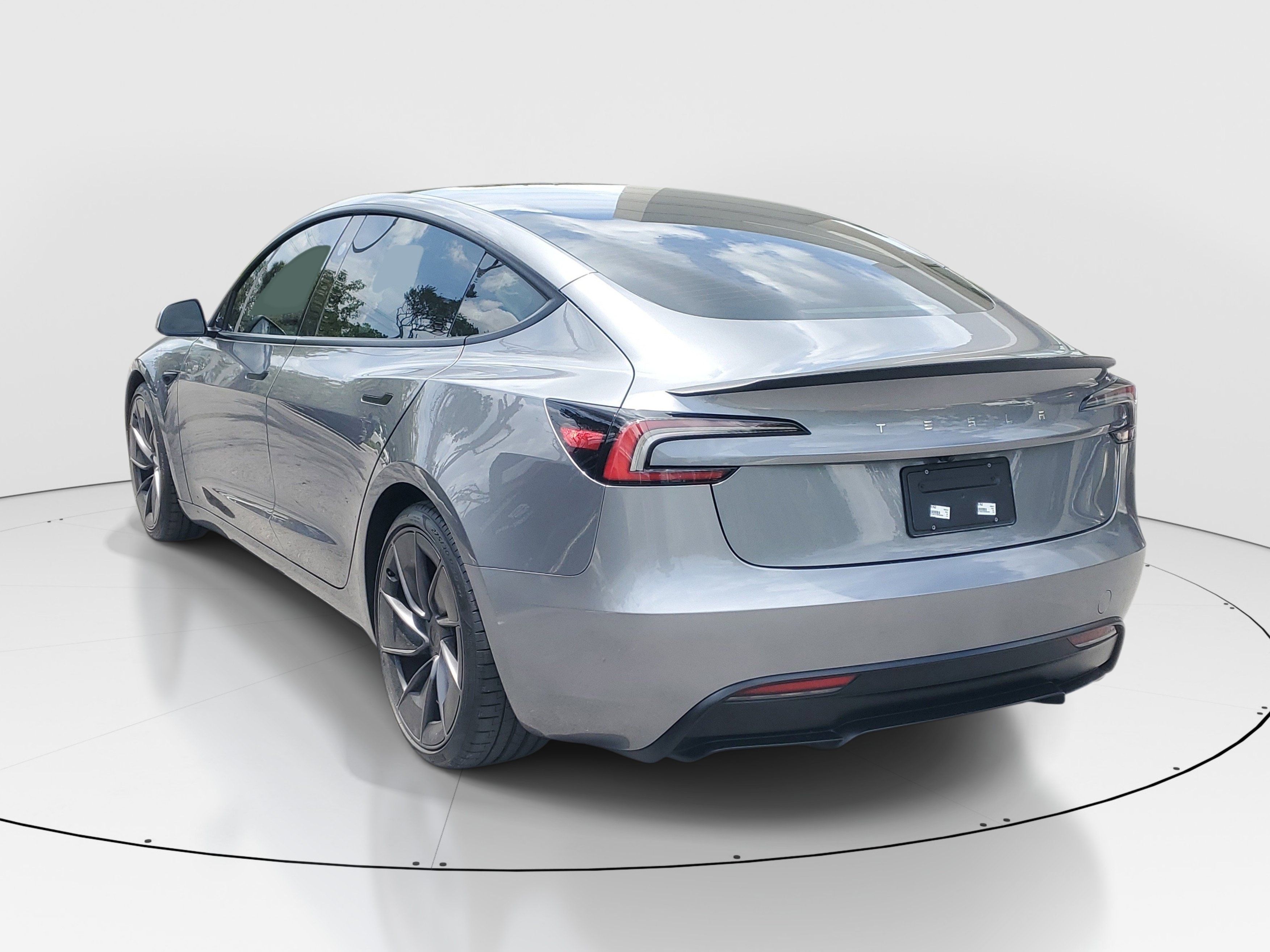 Used 2024 Tesla Model 3 Performance AWD/4WD image 5